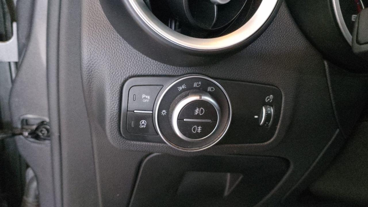 Alfa Romeo Alfa Romeo Stelvio usata 17