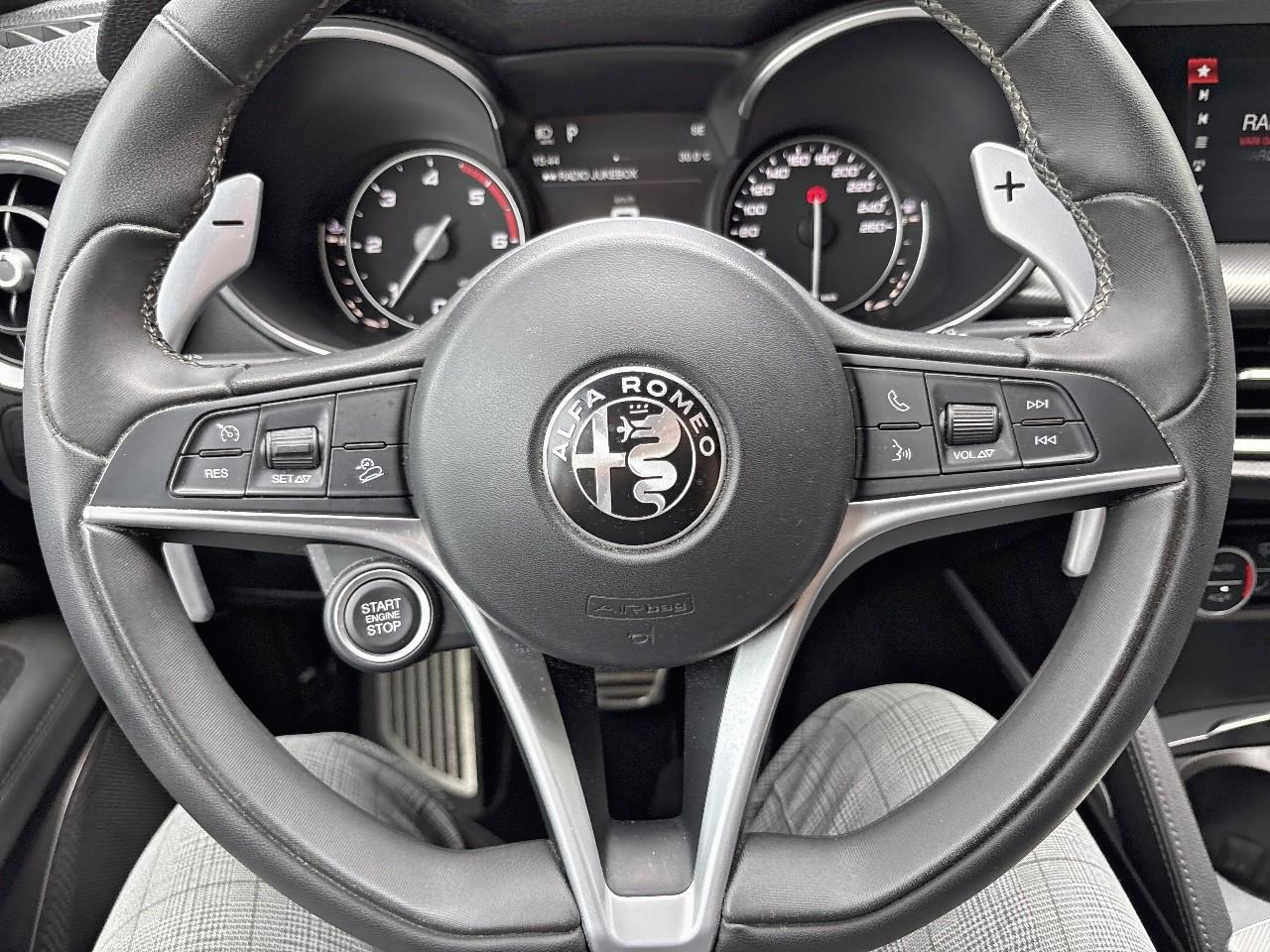 Alfa Romeo Alfa Romeo Stelvio usata, con Isofix