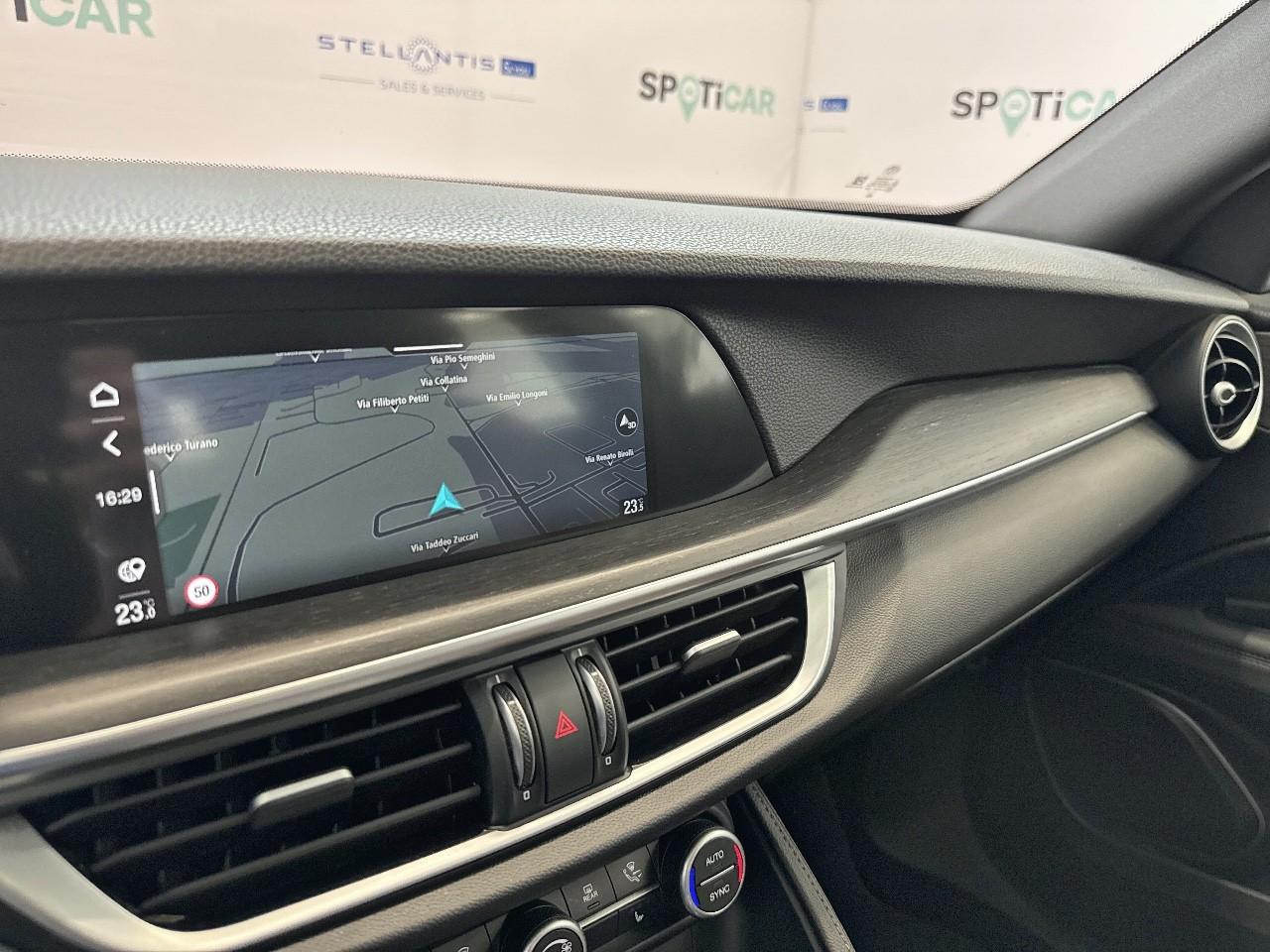 Alfa Romeo Alfa Romeo Stelvio usata, con Tetto Panoramico