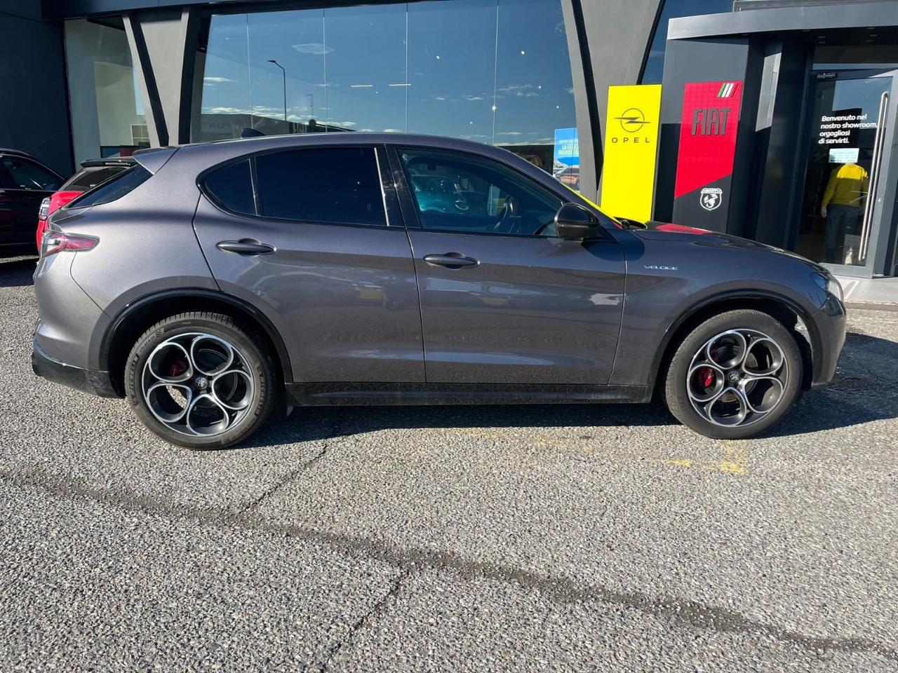 Alfa Romeo Alfa Romeo Stelvio usata 16