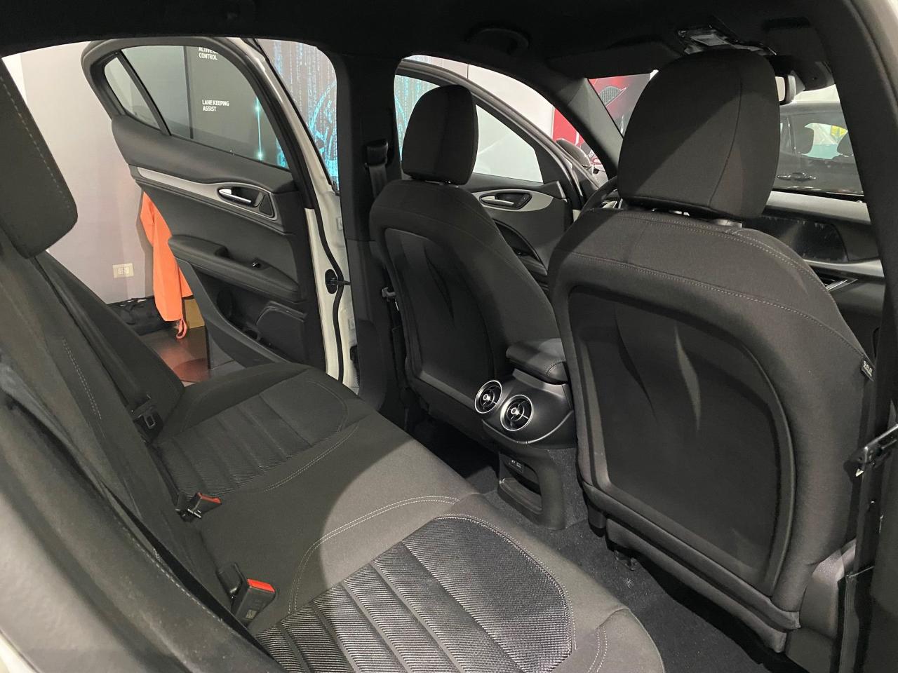Alfa Romeo Alfa Romeo Stelvio usata 16