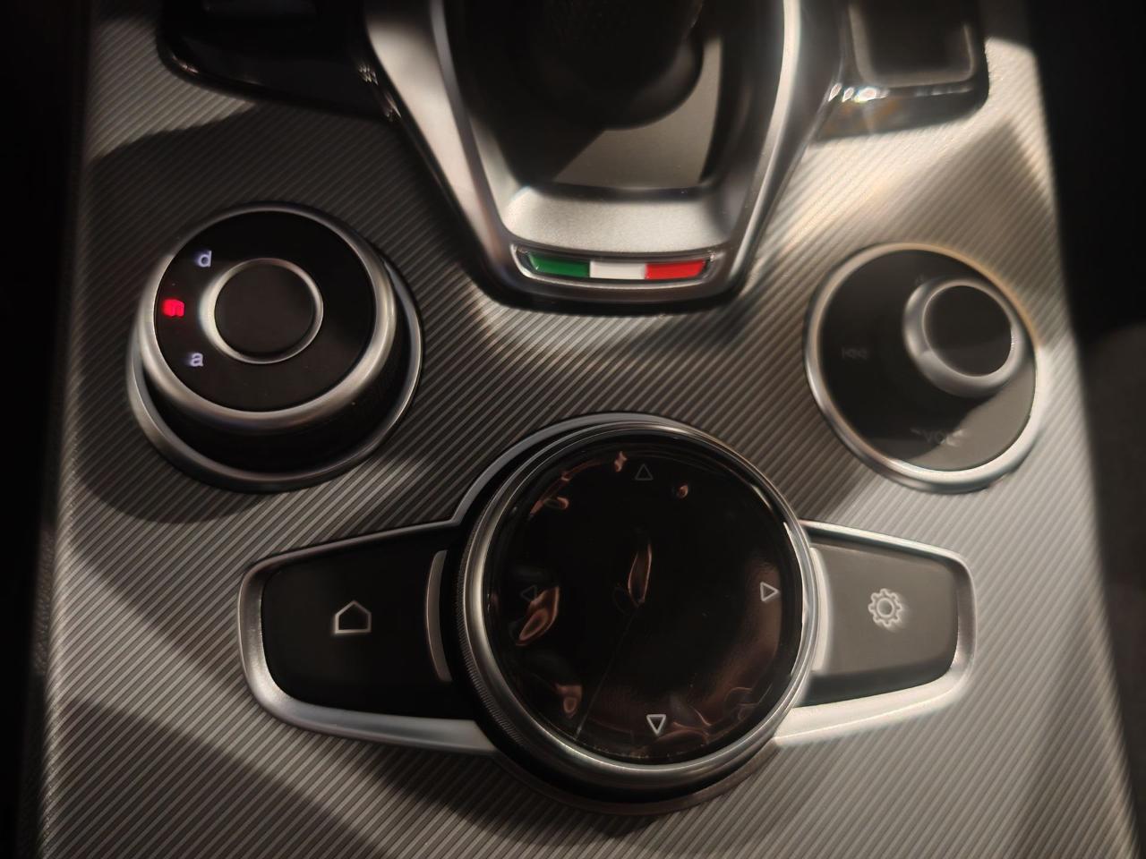 Alfa Romeo Alfa Romeo Stelvio usata 9