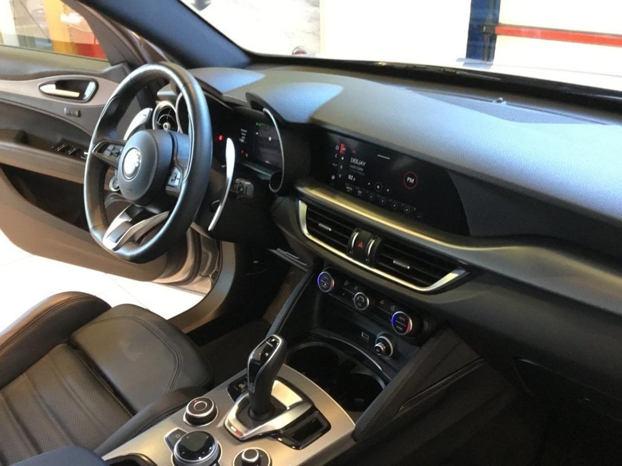 Alfa Romeo Alfa Romeo Stelvio usata 4