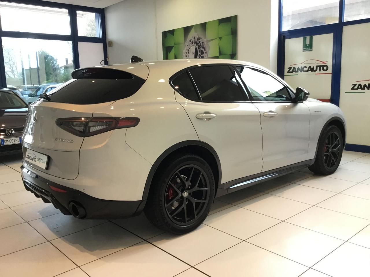 Alfa Romeo Alfa Romeo Stelvio usata 12