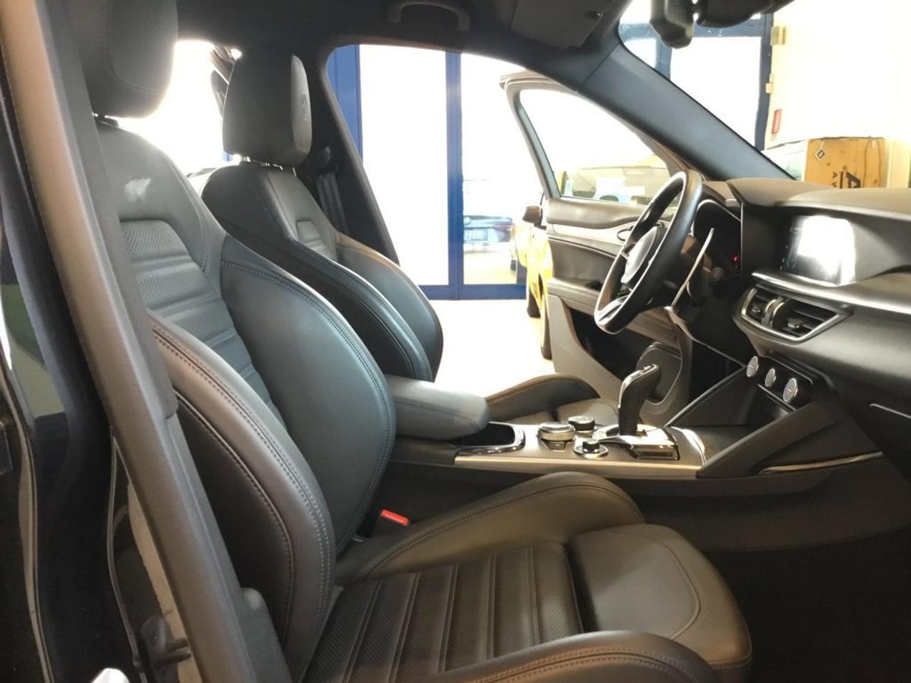 Alfa Romeo Alfa Romeo Stelvio usata 8