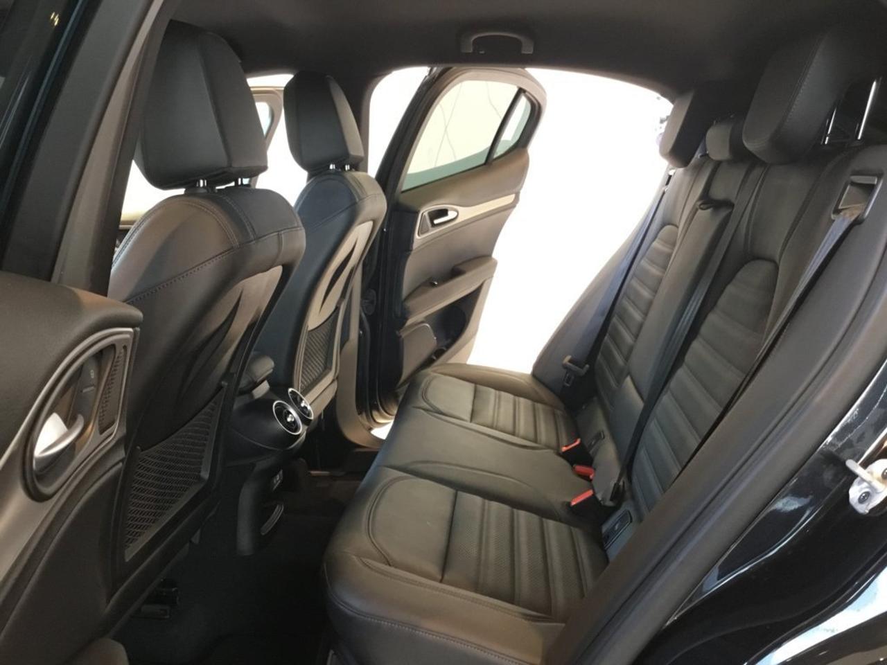 Alfa Romeo Alfa Romeo Stelvio usata 10