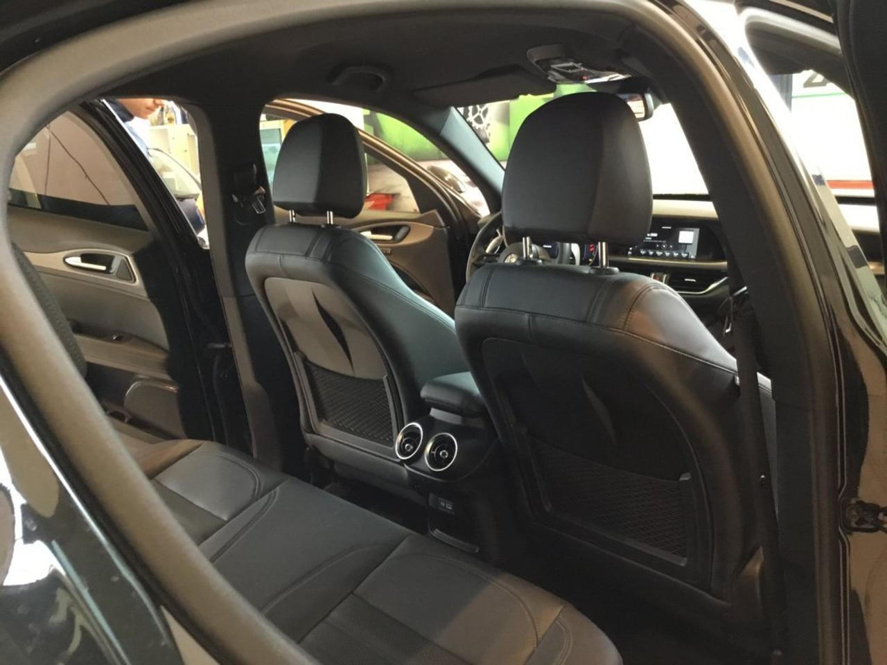 Alfa Romeo Alfa Romeo Stelvio usata 12