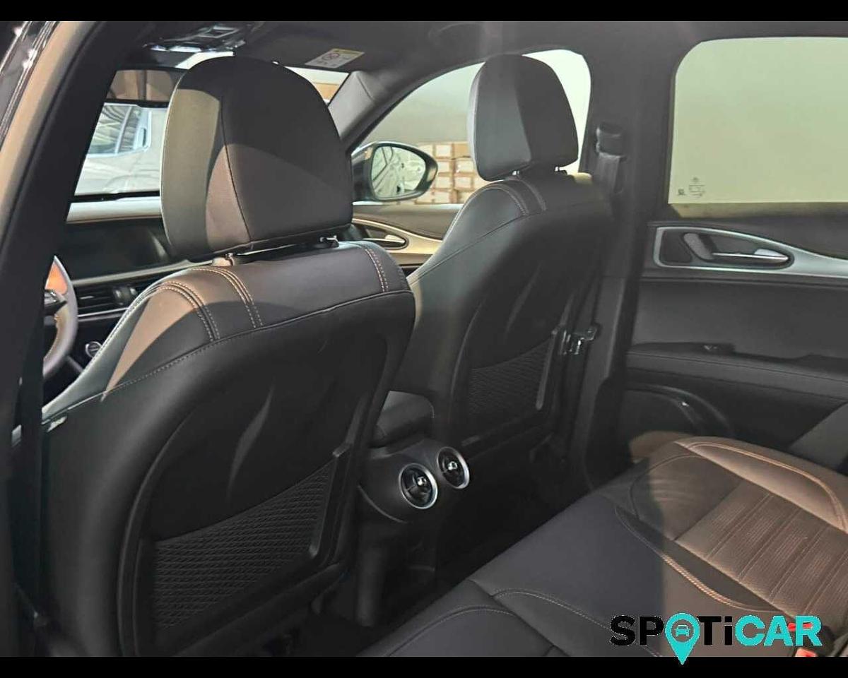 Alfa Romeo Alfa Romeo Stelvio usata 24