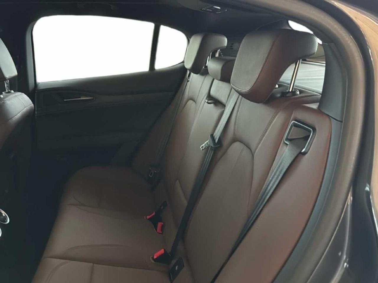 Alfa Romeo Alfa Romeo Stelvio usata 8