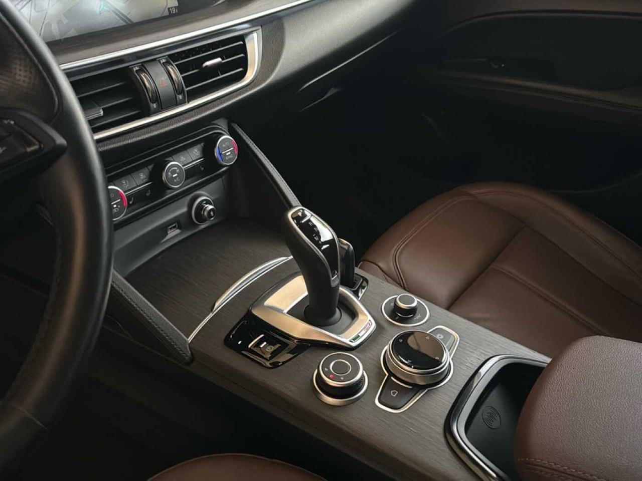 Alfa Romeo Alfa Romeo Stelvio usata 10