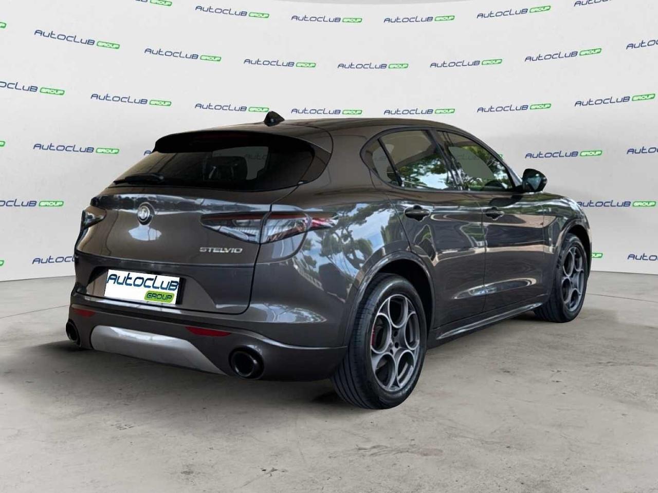 Alfa Romeo Alfa Romeo Stelvio usata 16