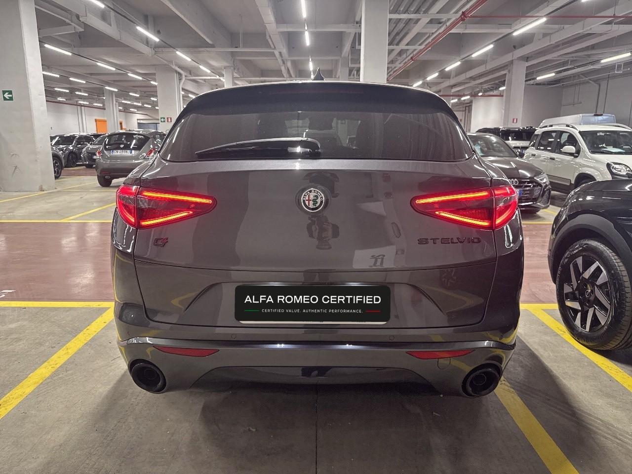 Alfa Romeo Alfa Romeo Stelvio usata 16