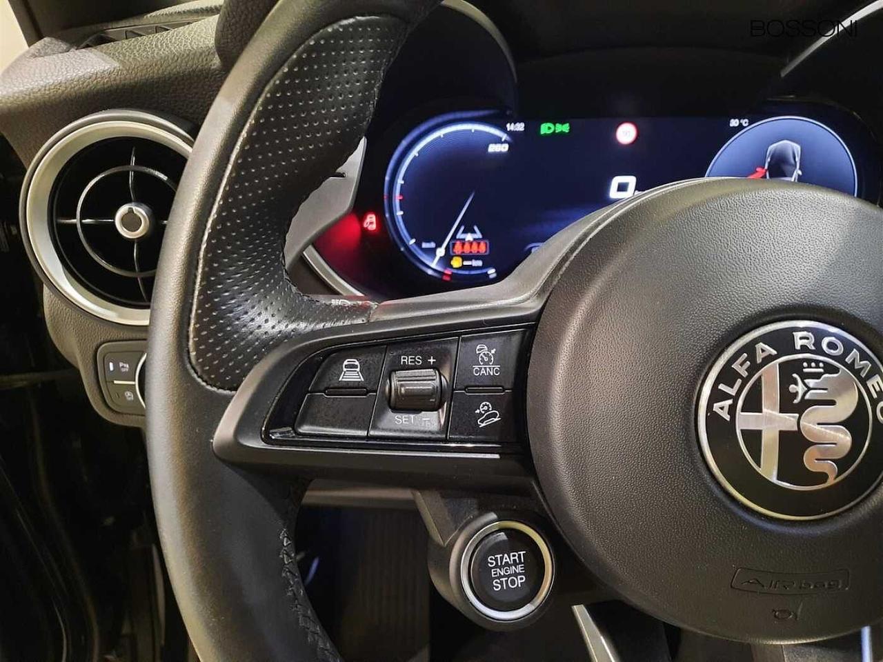 Alfa Romeo Alfa Romeo Stelvio usata 8