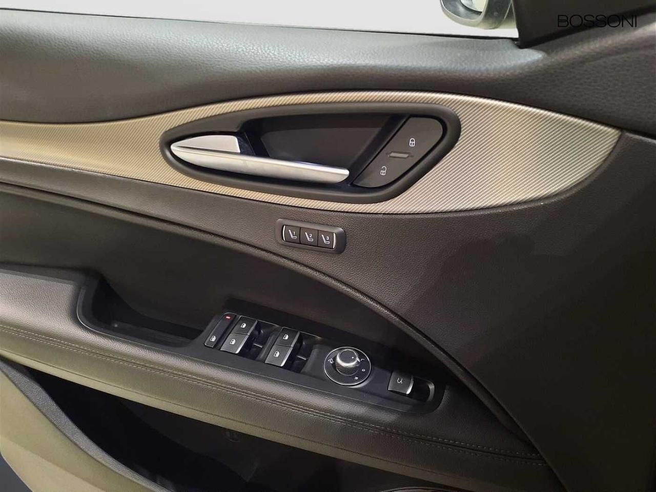 Alfa Romeo Alfa Romeo Stelvio usata 13