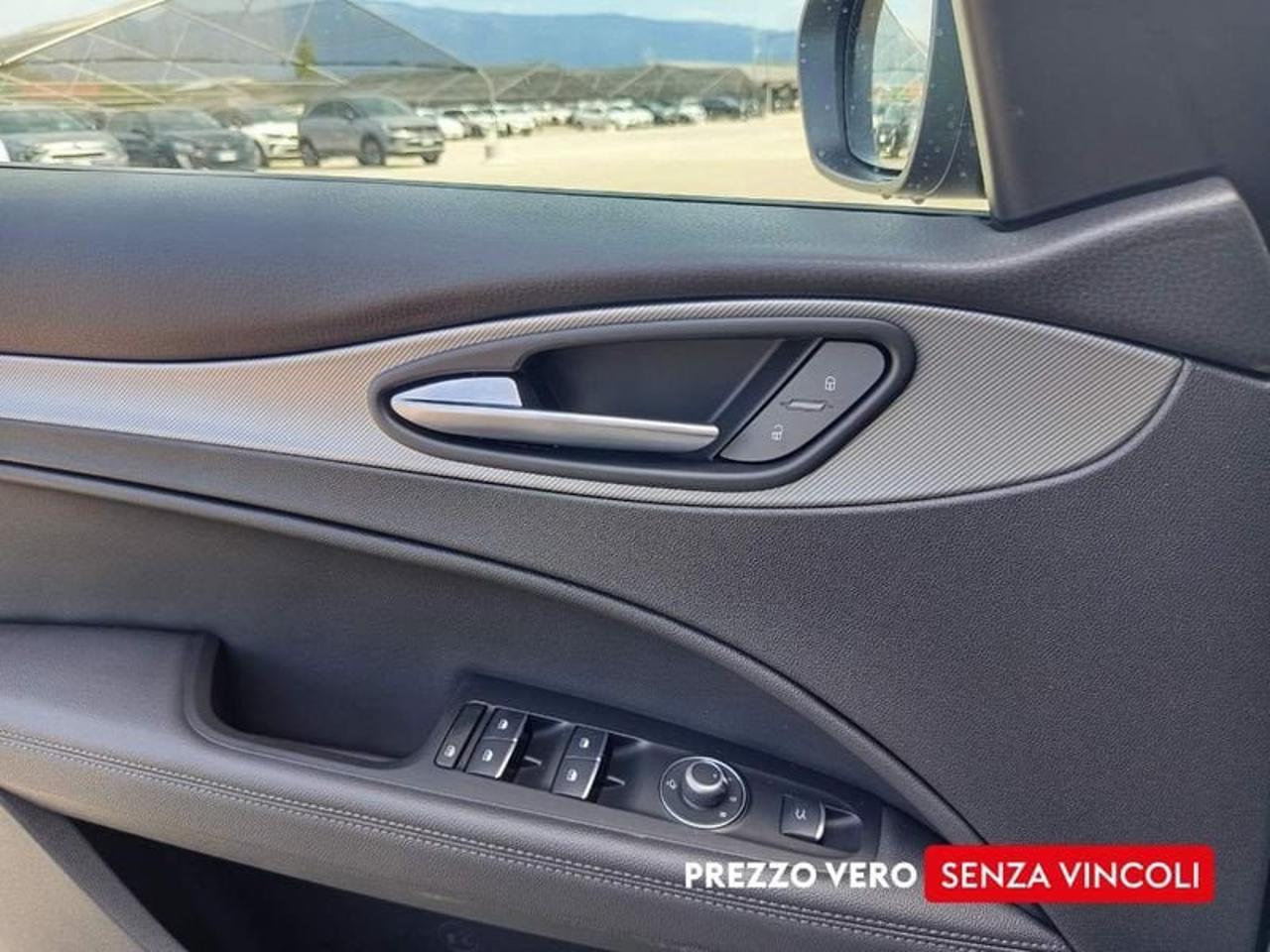 Alfa Romeo Alfa Romeo Stelvio usata 4