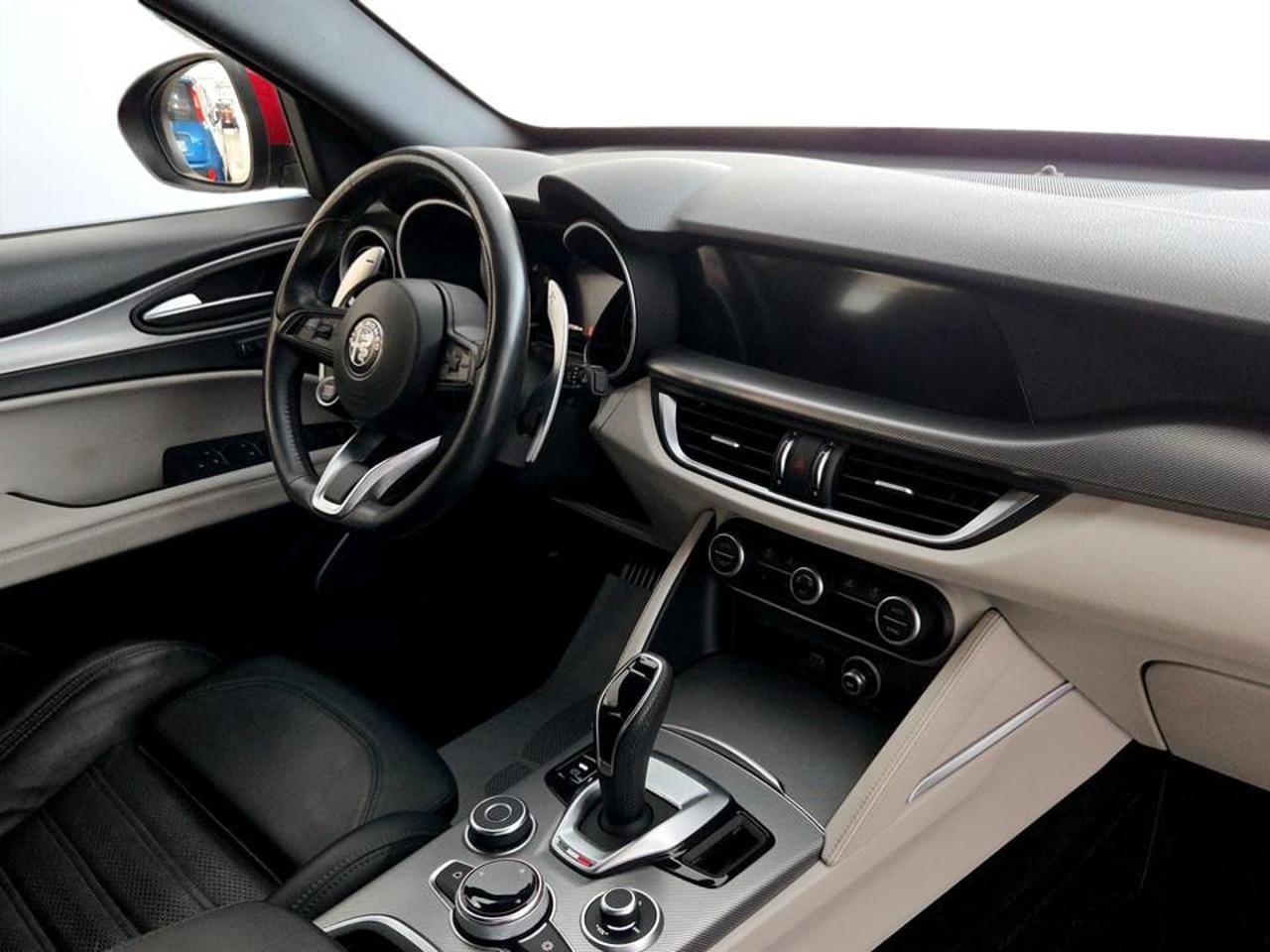 Alfa Romeo Alfa Romeo Stelvio usata 4