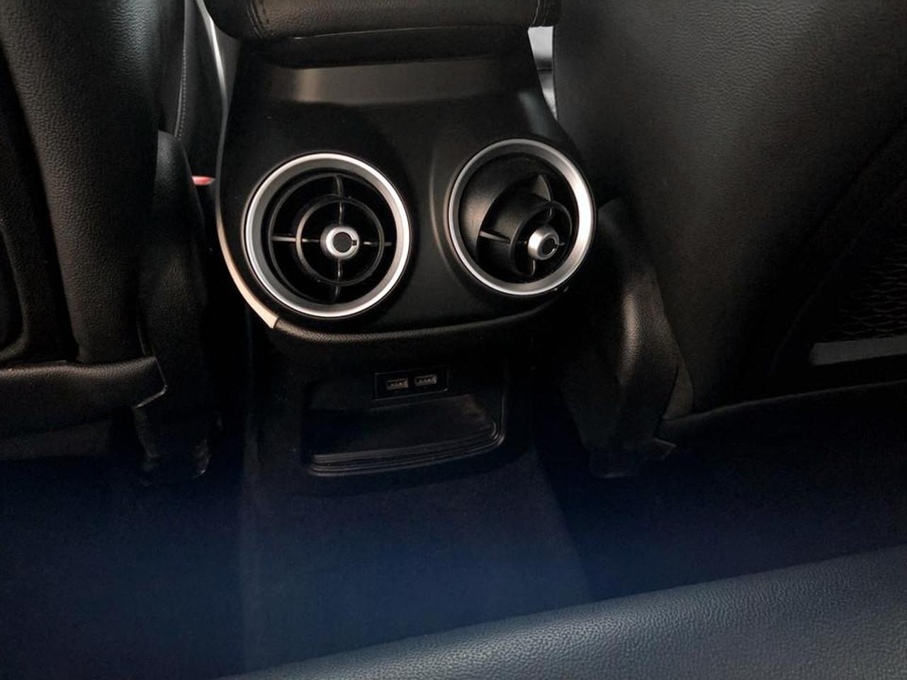 Alfa Romeo Alfa Romeo Stelvio usata 9