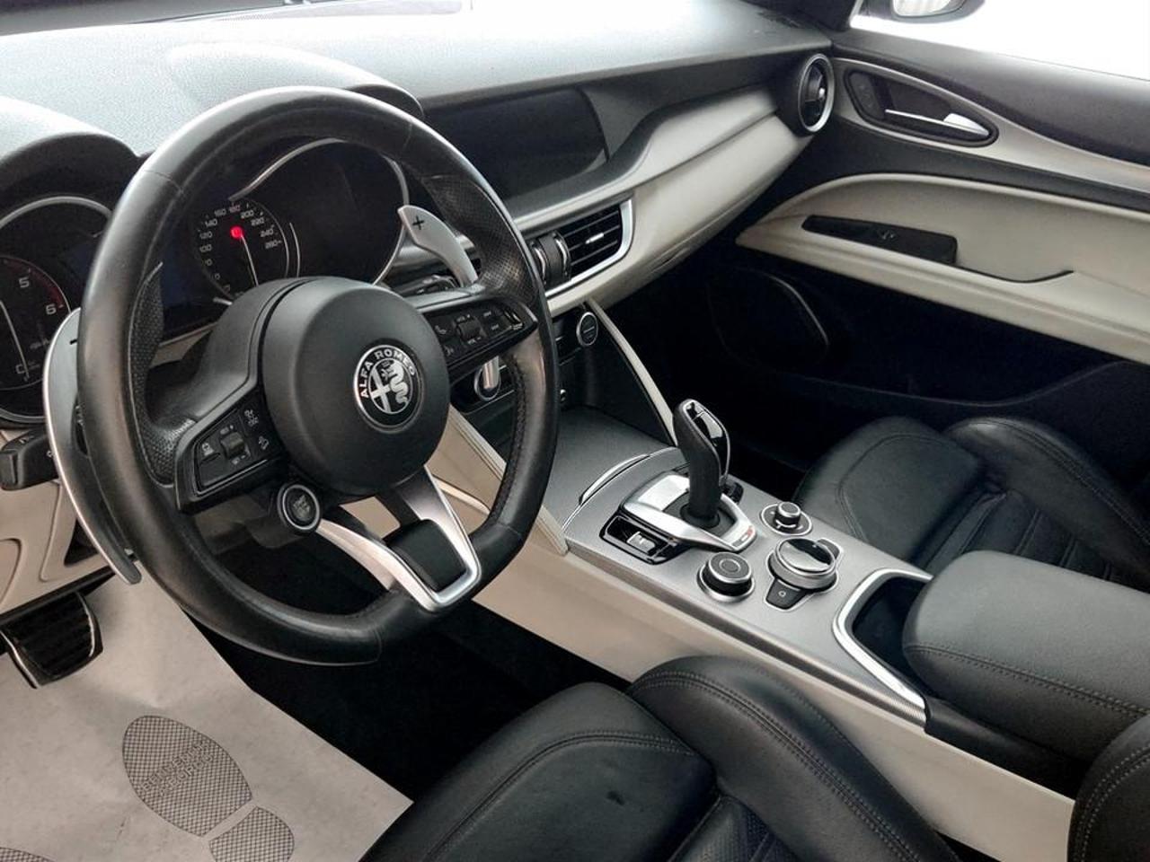 Alfa Romeo Alfa Romeo Stelvio usata 18