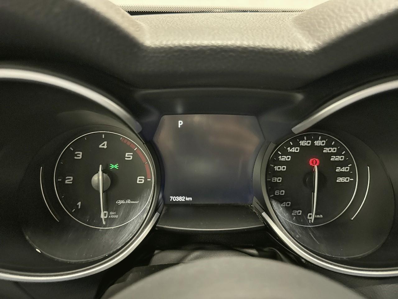 Alfa Romeo Alfa Romeo Stelvio usata, con Isofix