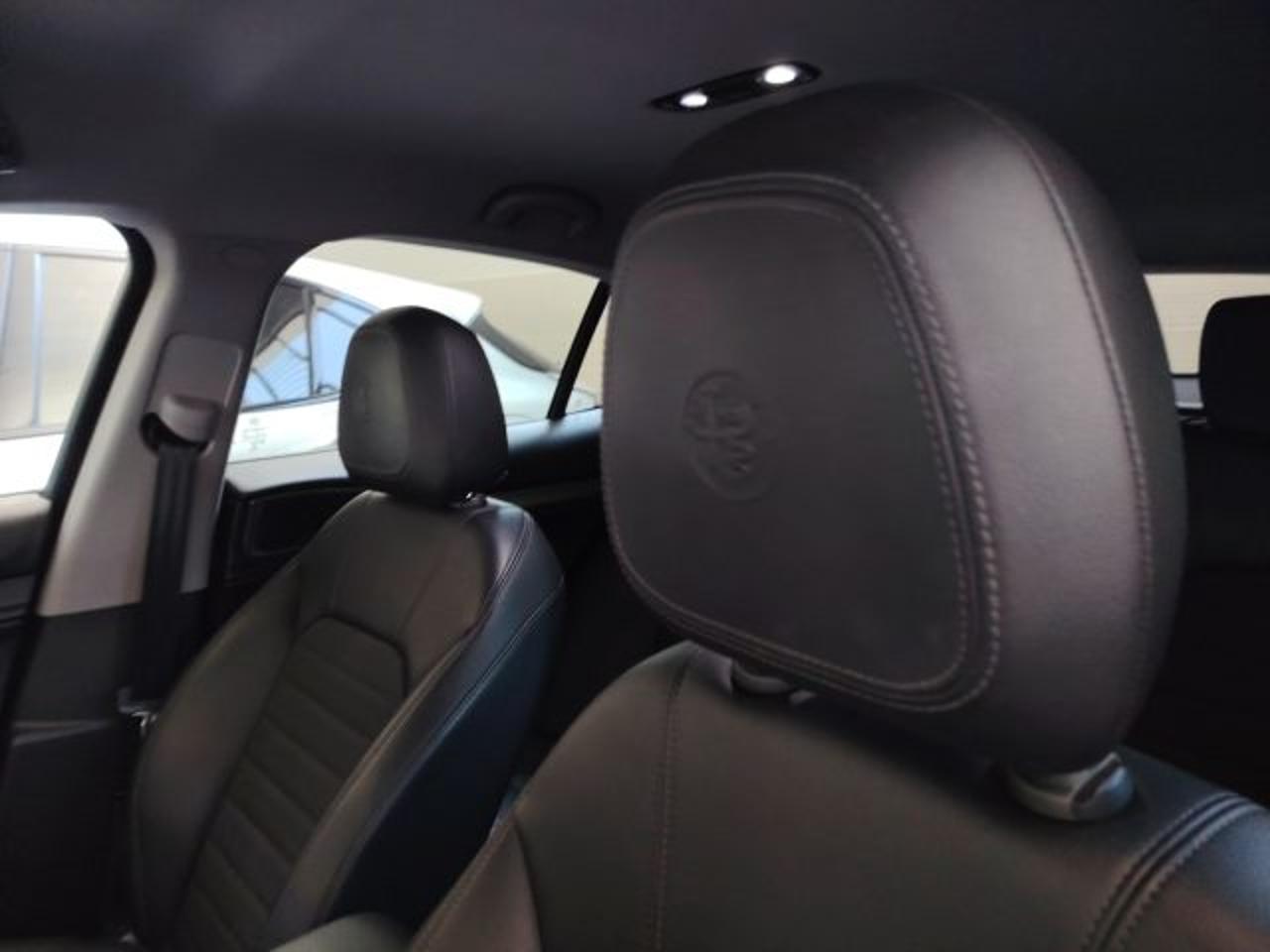 Alfa Romeo Alfa Romeo Stelvio usata 3