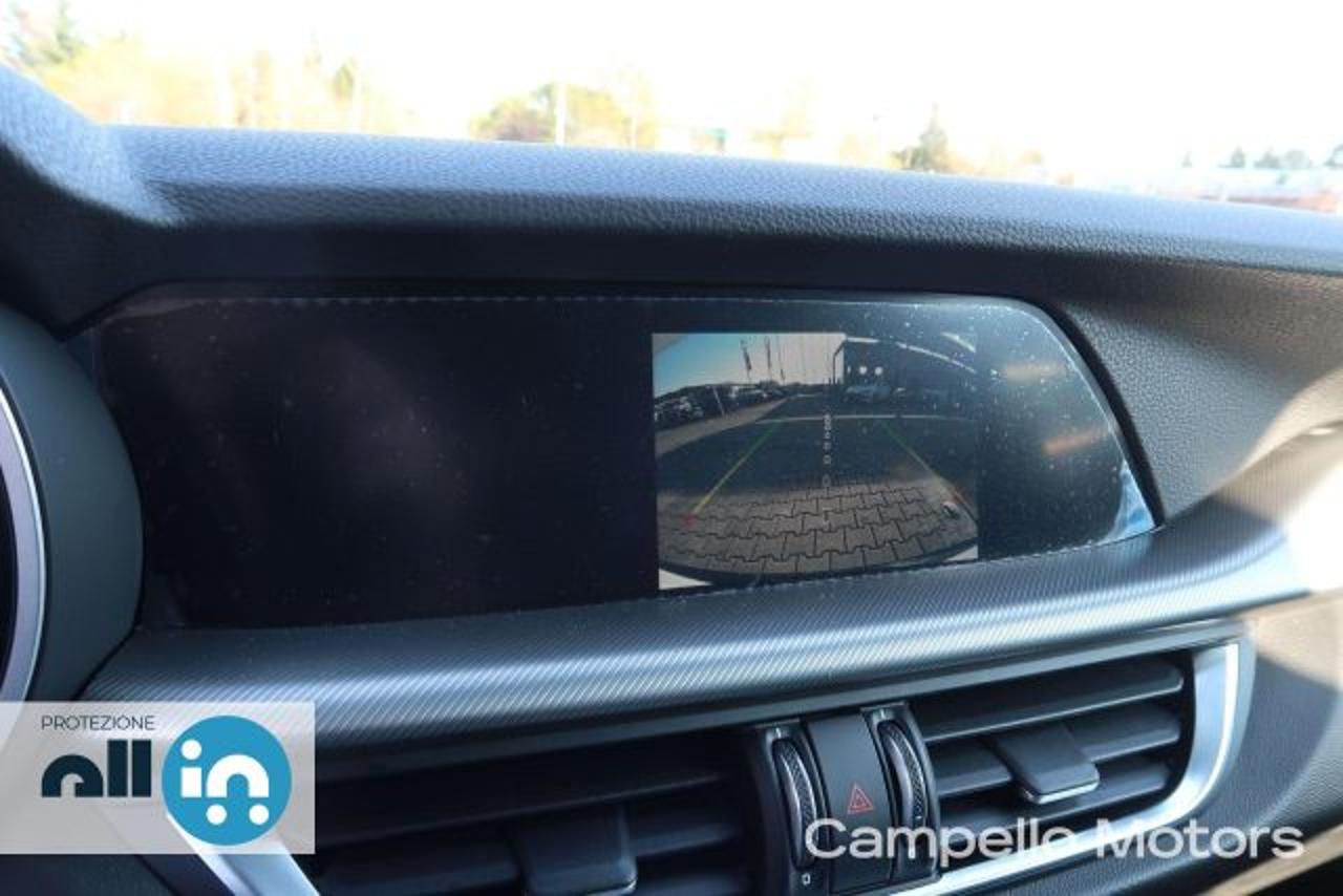 Alfa Romeo Alfa Romeo Stelvio usata 2