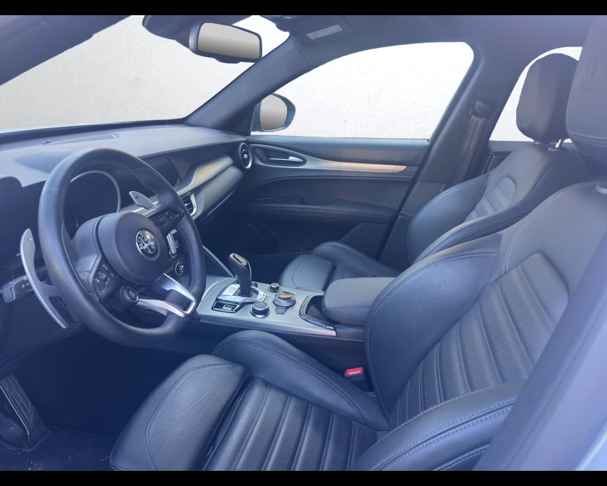 Alfa Romeo Alfa Romeo Stelvio usata, con GPS