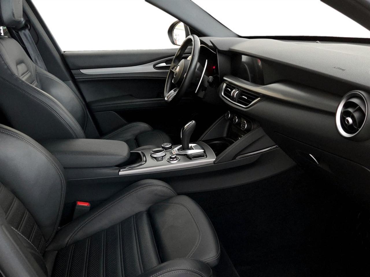 Alfa Romeo Alfa Romeo Stelvio usata 5