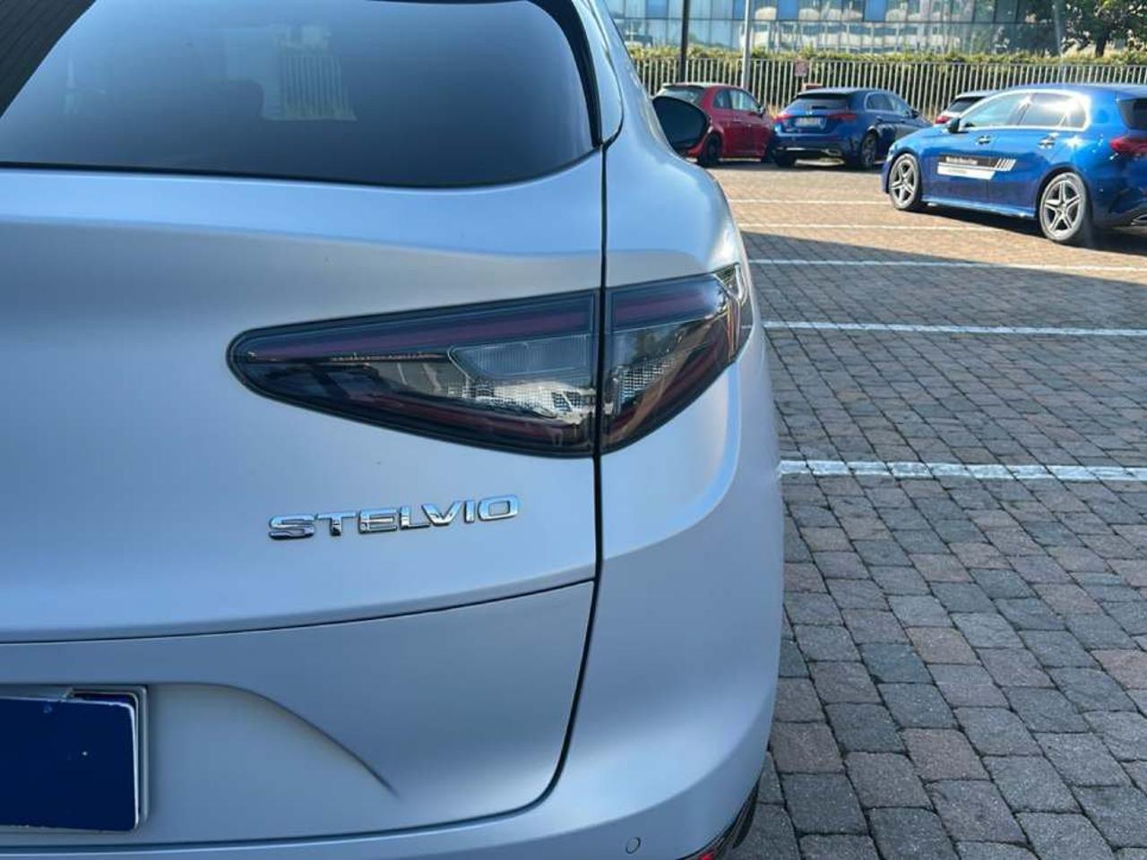 Alfa Romeo Alfa Romeo Stelvio usata 20
