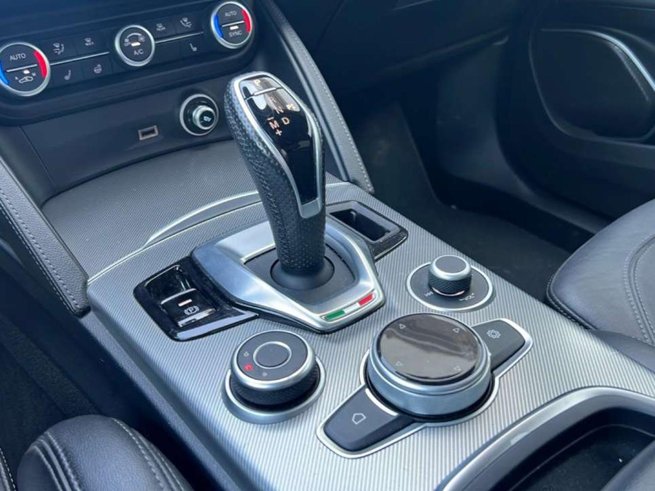 Alfa Romeo Alfa Romeo Stelvio usata 12