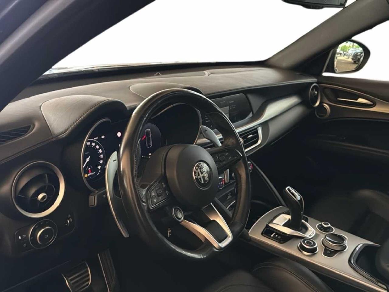 Alfa Romeo Alfa Romeo Stelvio usata 3