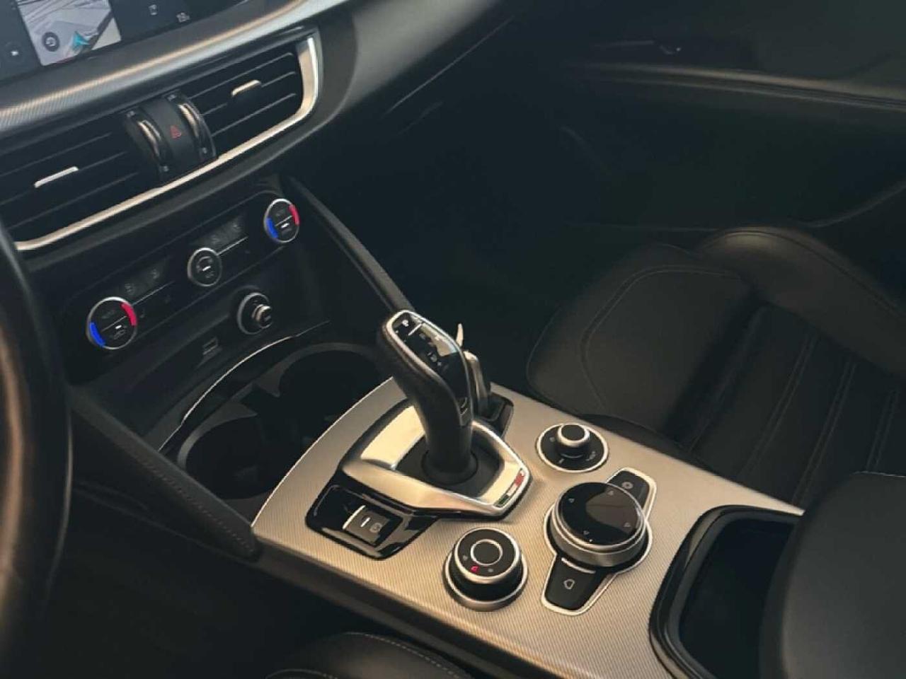 Alfa Romeo Alfa Romeo Stelvio usata 10