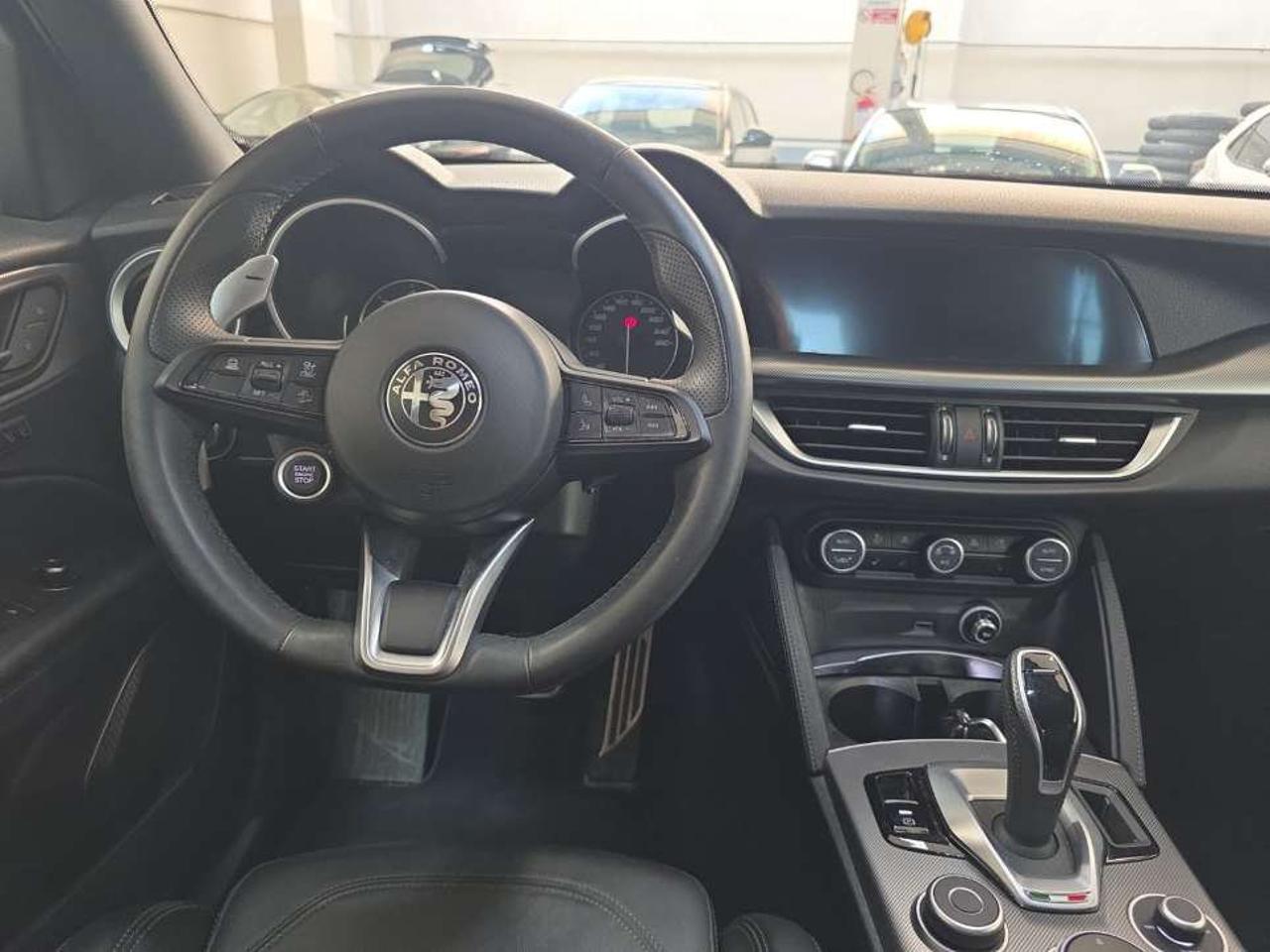 Alfa Romeo Stelvio - Foto 5