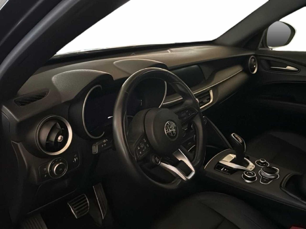Alfa Romeo Alfa Romeo Stelvio usata 3