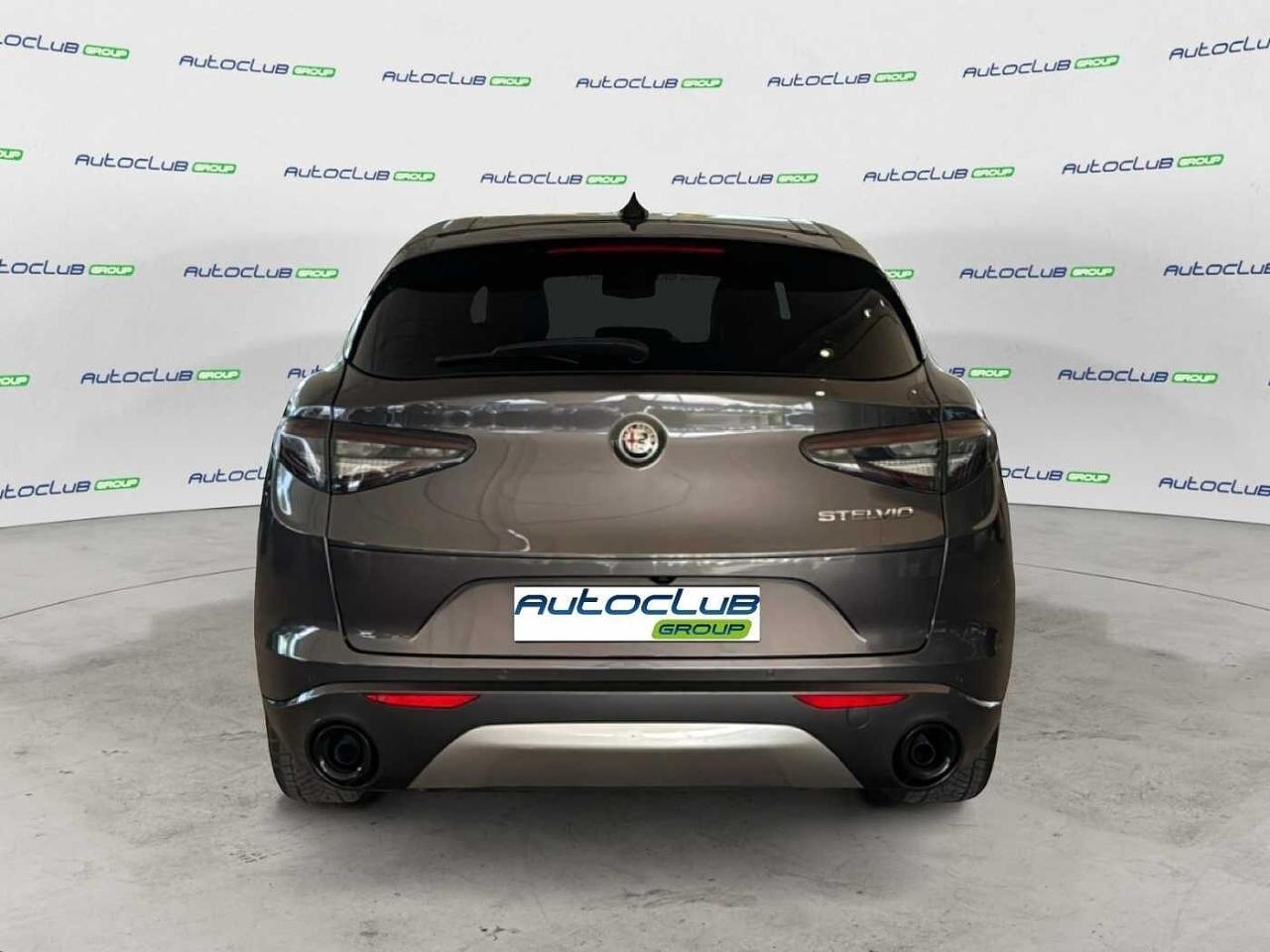 Alfa Romeo Alfa Romeo Stelvio usata 17