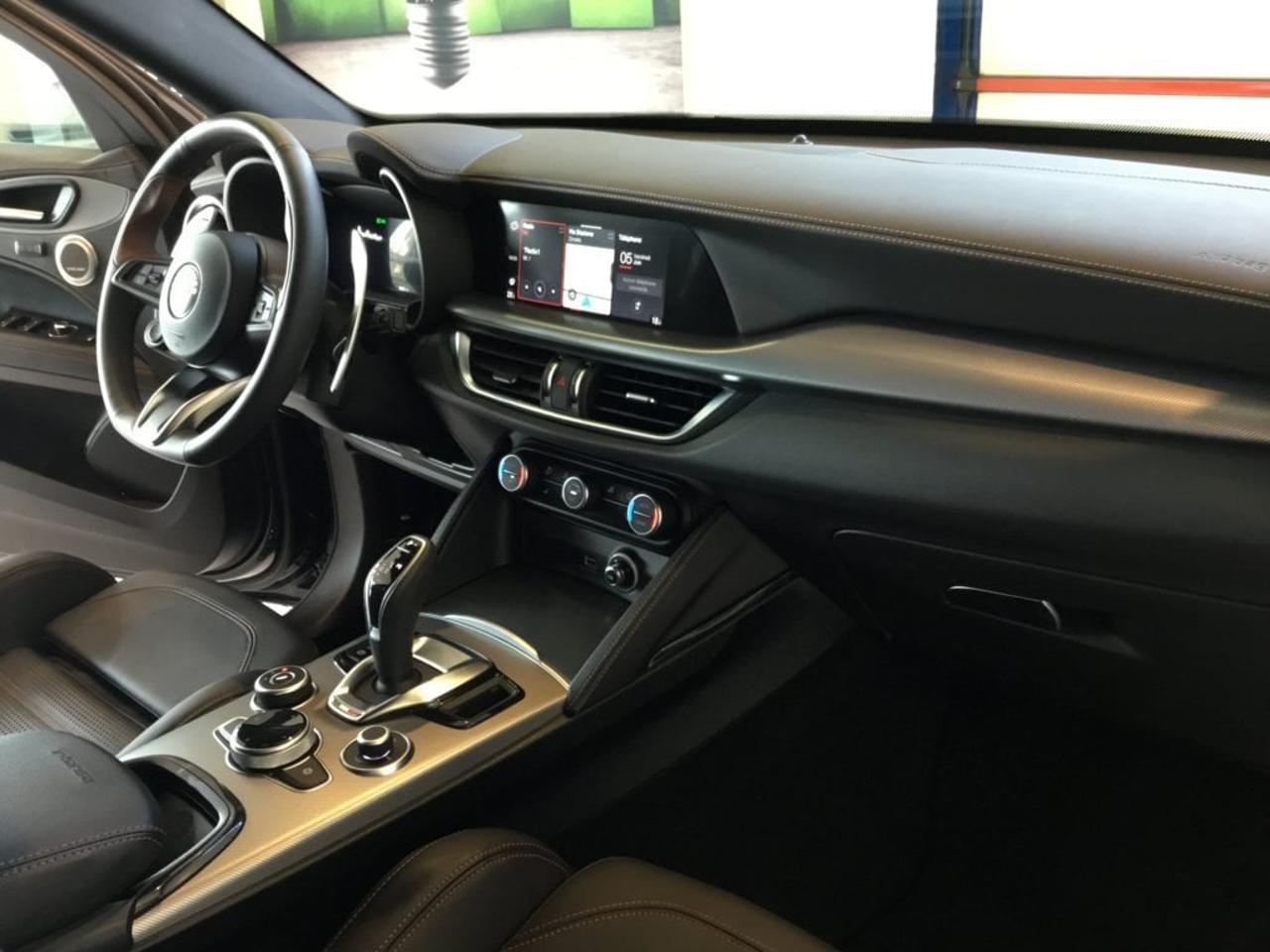 Alfa Romeo Stelvio - Foto 4