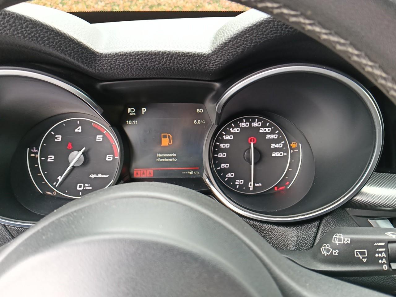 Alfa Romeo Stelvio - Foto 5