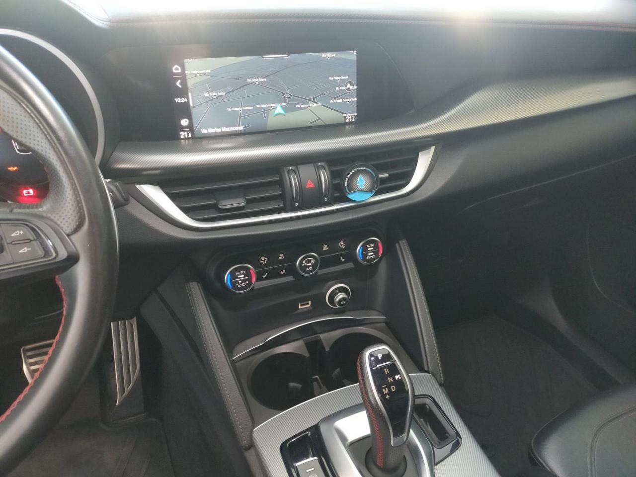 Alfa Romeo Alfa Romeo Stelvio usata 5