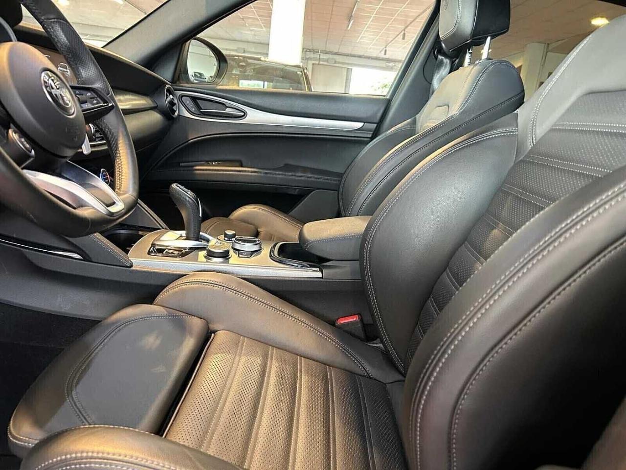 Alfa Romeo Alfa Romeo Stelvio usata, con Xenon-led
