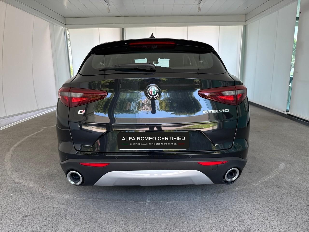 Alfa Romeo Alfa Romeo Stelvio usata 16