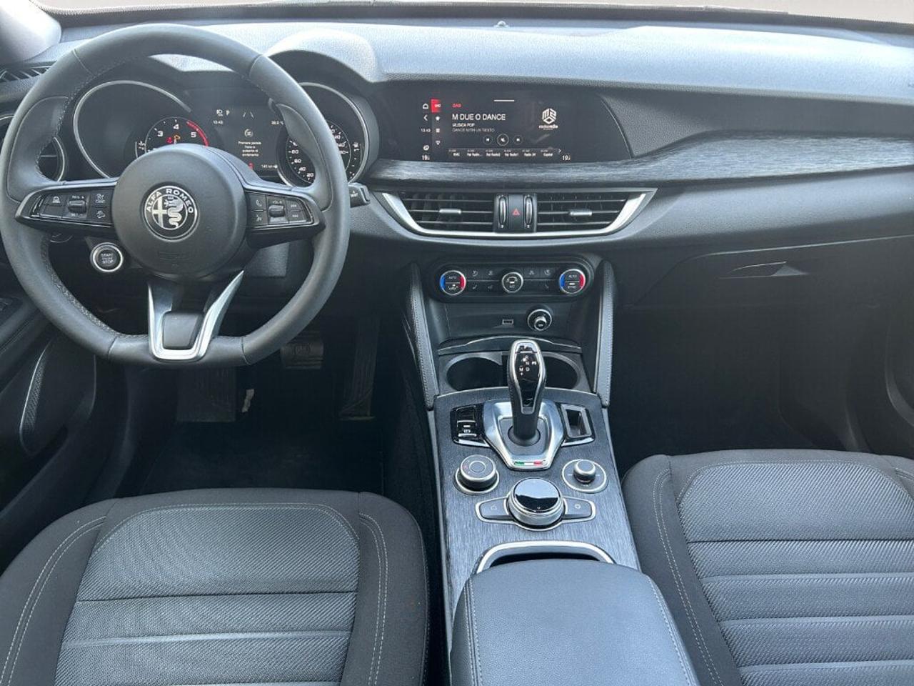 Alfa Romeo Alfa Romeo Stelvio usata 2