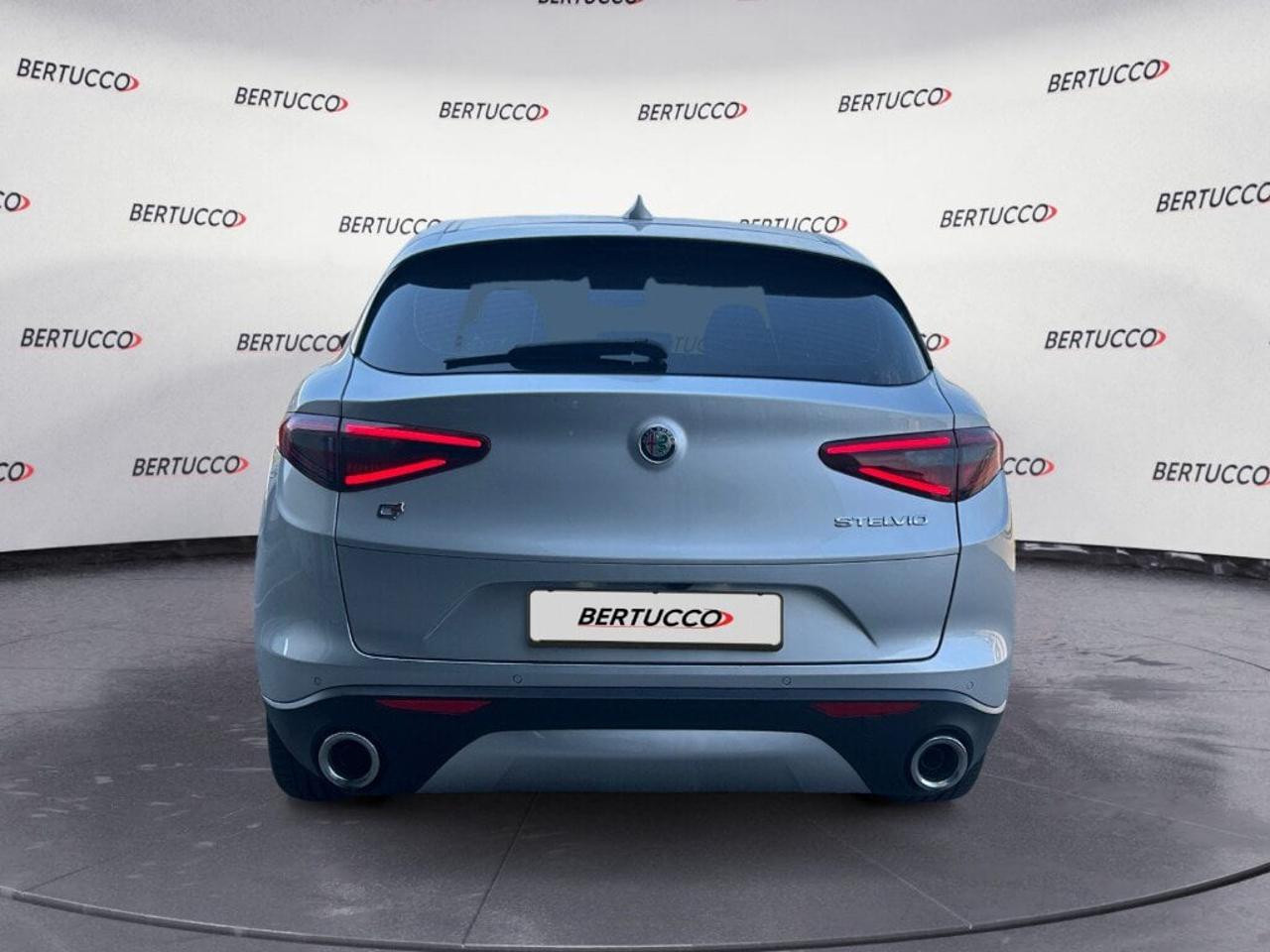 Alfa Romeo Alfa Romeo Stelvio usata 11