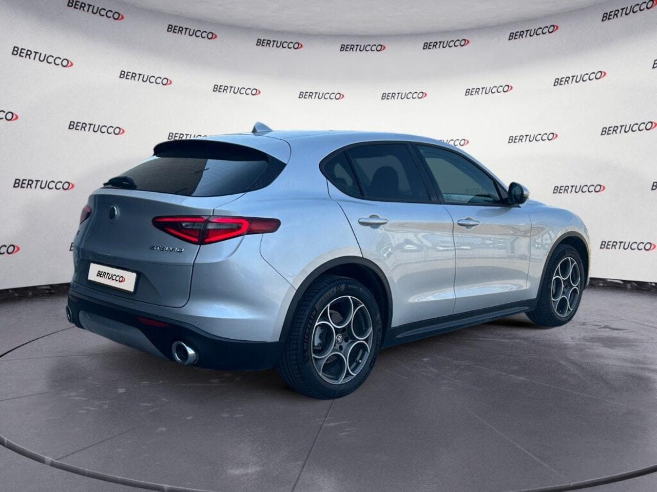 Alfa Romeo Alfa Romeo Stelvio usata 12