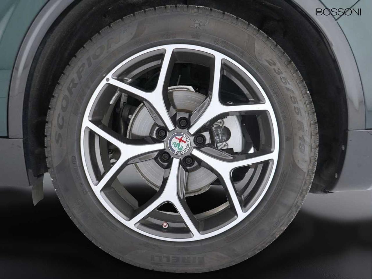 Alfa Romeo Alfa Romeo Stelvio usata 3