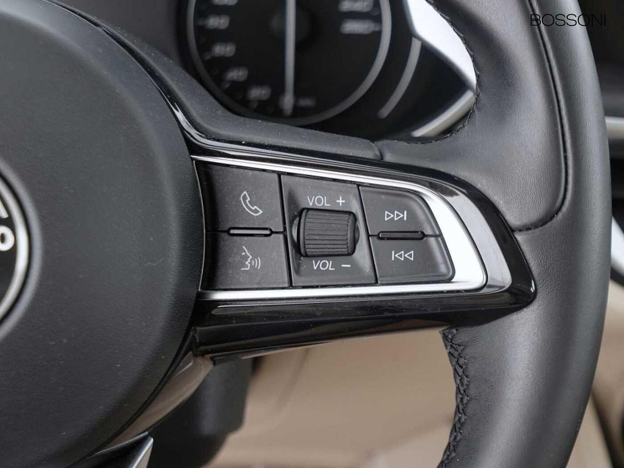 Alfa Romeo Alfa Romeo Stelvio usata 23