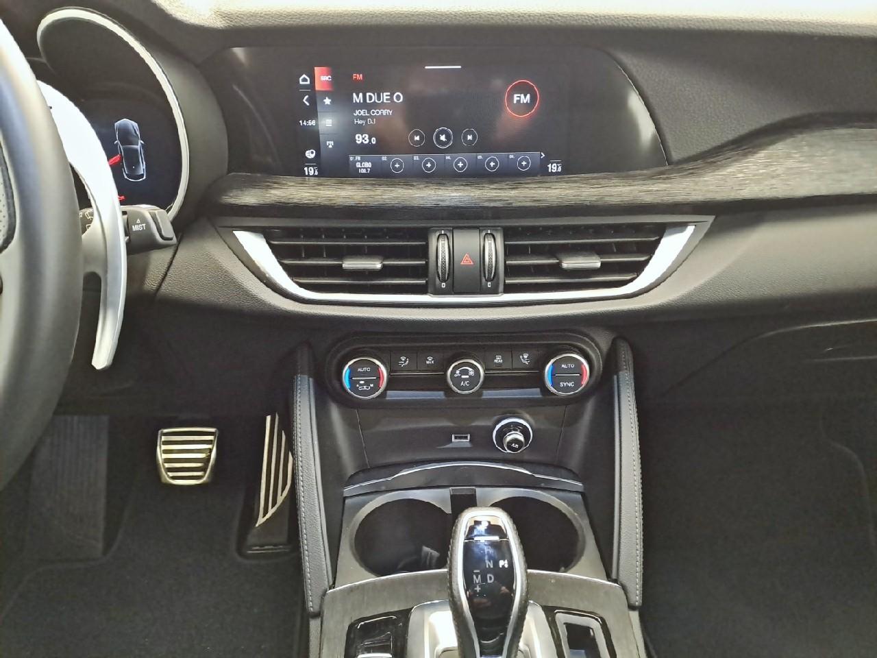 Alfa Romeo Alfa Romeo Stelvio usata 3