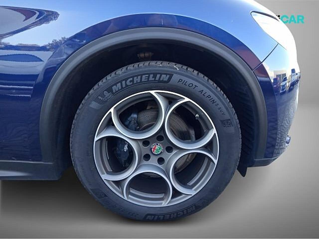Alfa Romeo Alfa Romeo Stelvio usata 7