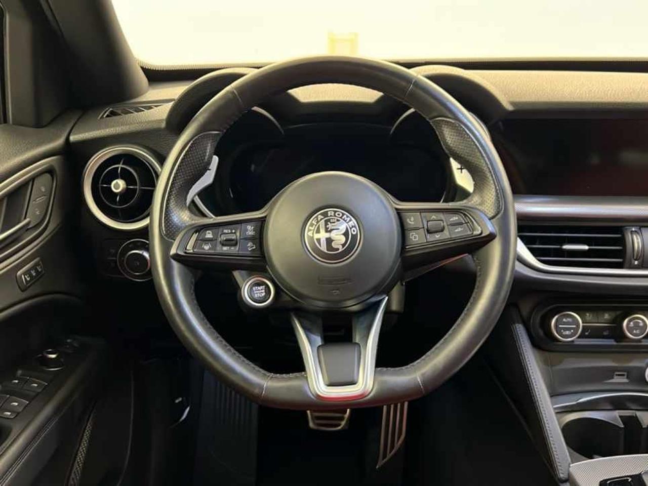 Alfa Romeo Stelvio - Foto 4