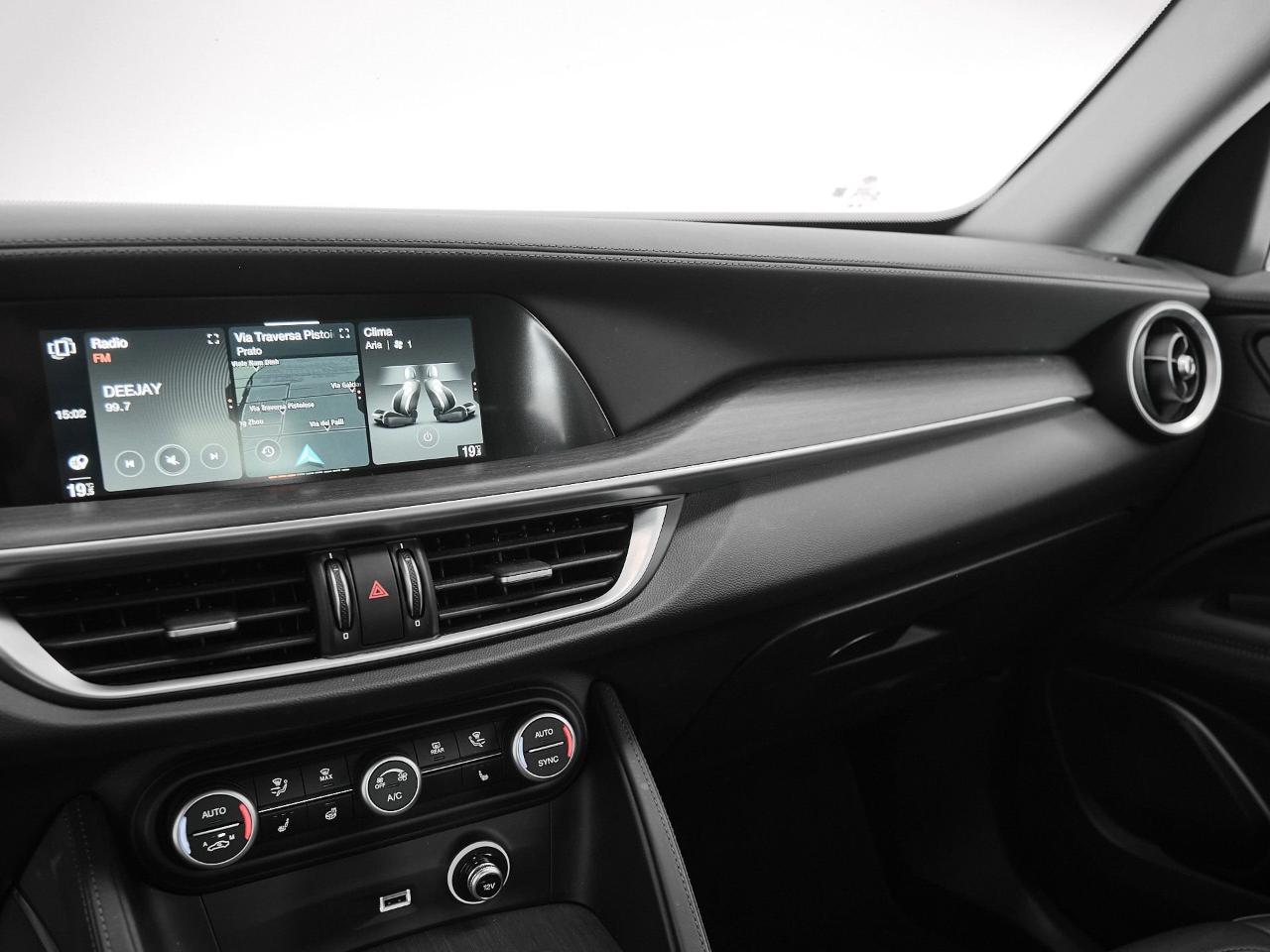 Alfa Romeo Alfa Romeo Stelvio usata 6