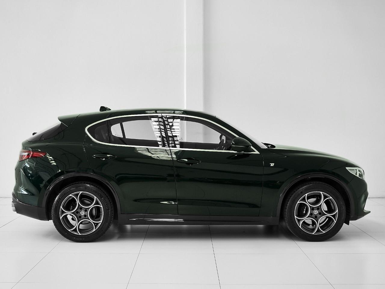 Alfa Romeo Alfa Romeo Stelvio usata 17