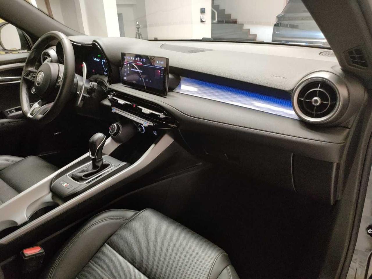 Alfa Romeo Alfa Romeo Tonale usata, con 5 sedili